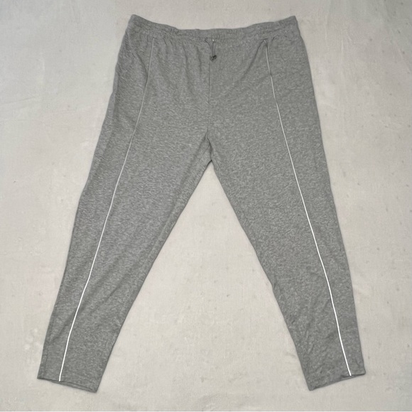 Friendly Competition Set - Picture 4 of 15